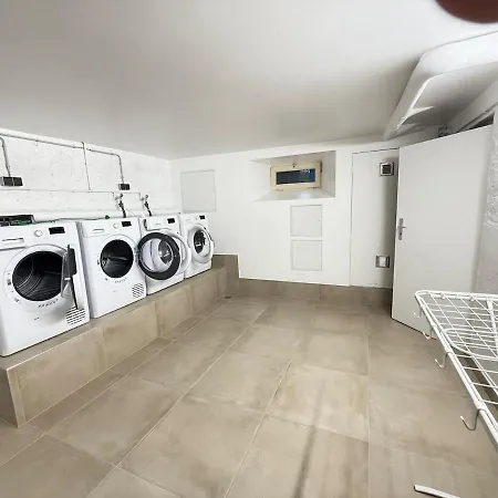 Apartment Le Gaston De Belair - 006 - 2nd Floor - Shared Kitchen