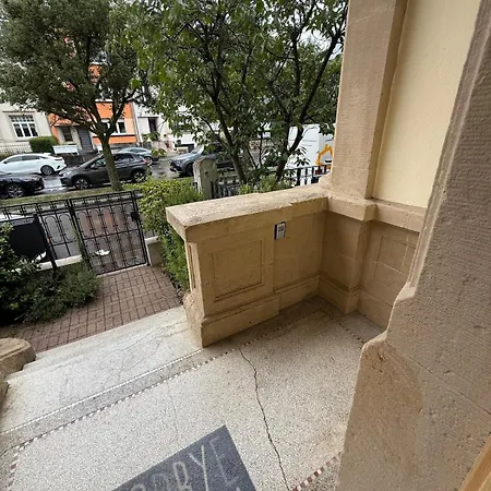 Apartment Le Gaston De Belair - 006 - 2nd Floor - Shared Kitchen