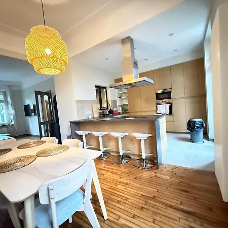 Le Gaston De Belair - 006 - 2nd Floor - Shared Kitchen شقة